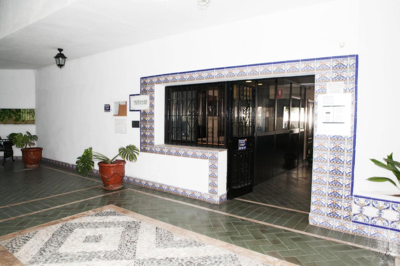 Апартаменти Luxury Puerto Banus Penthouse With Parking & Wi-Fi Марбелья Екстер'єр фото