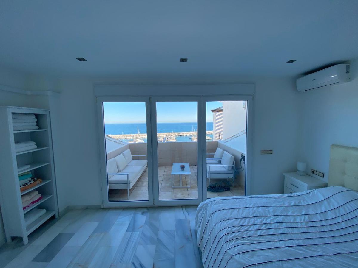 Апартаменти Luxury Puerto Banus Penthouse With Parking & Wi-Fi Марбелья Екстер'єр фото