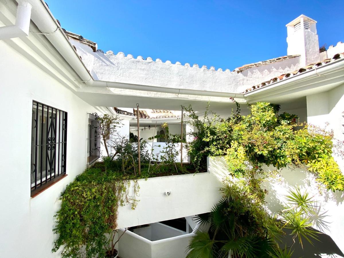 Апартаменти Luxury Puerto Banus Penthouse With Parking & Wi-Fi Марбелья Екстер'єр фото