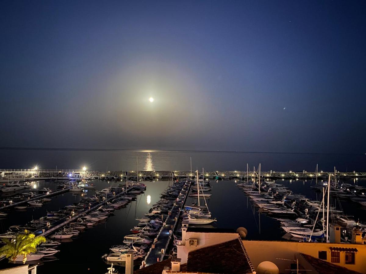 Апартаменти Luxury Puerto Banus Penthouse With Parking & Wi-Fi Марбелья Екстер'єр фото